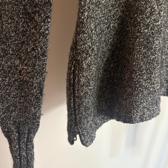 Athleta Sweater - Picture 2 of 4